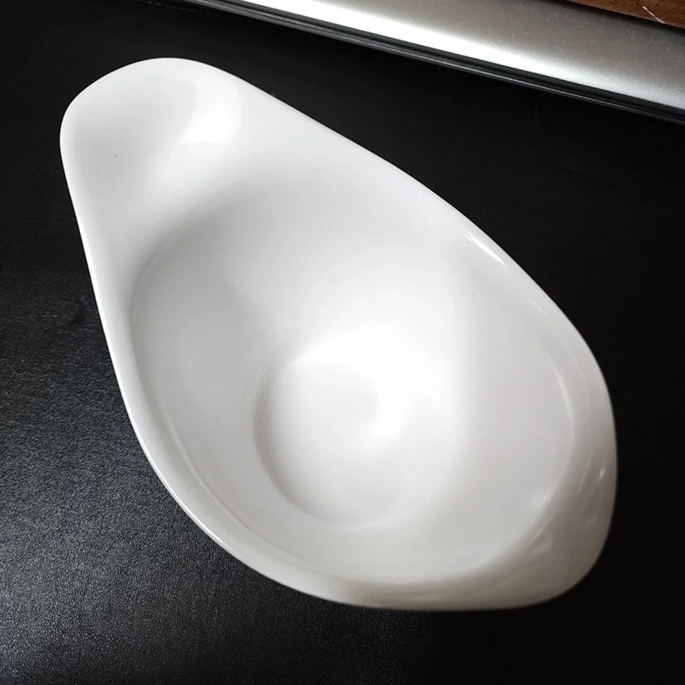 Vintage HUTZLER SAUCY SERVER 1987 White Melamine CURVY BOWL Gravy Boat 503 RETRO
